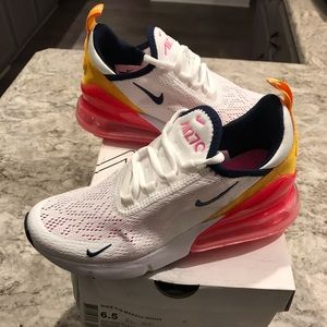 Nike air270 tennis shoes